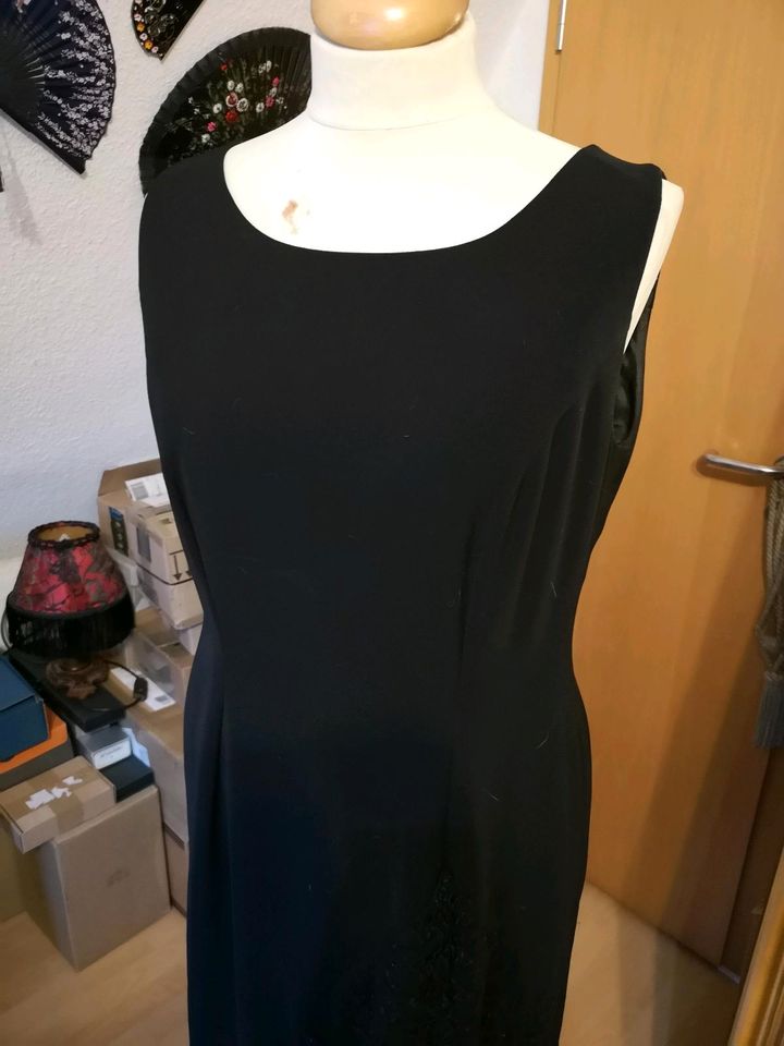 Langes Abendkleid schwarz 48 spitze elegant in Markkleeberg