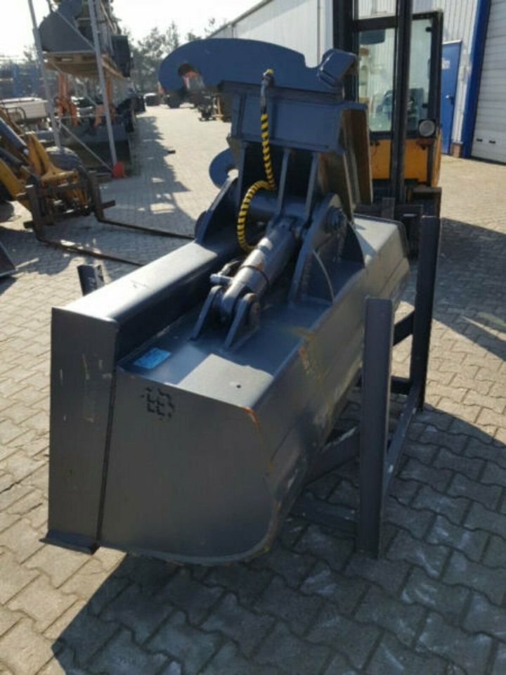 Grabenschaufel hydraulisch - CW40 / MS21 - 2.000mm breit in Dörpen