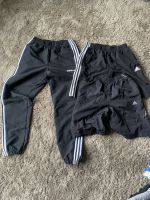 Kinder Adidas Jogginghose und Kurzehose in Größe S Köln - Nippes Vorschau