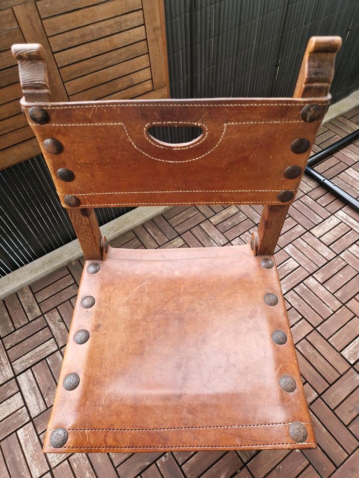Stuhl Leder Holz Lederstuhl Antik in Dresden