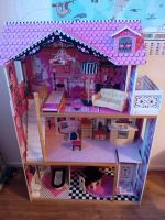 Großes Puppenhaus Barbiehaus mit Aufzug und Möbeln Köln - Mülheim Vorschau