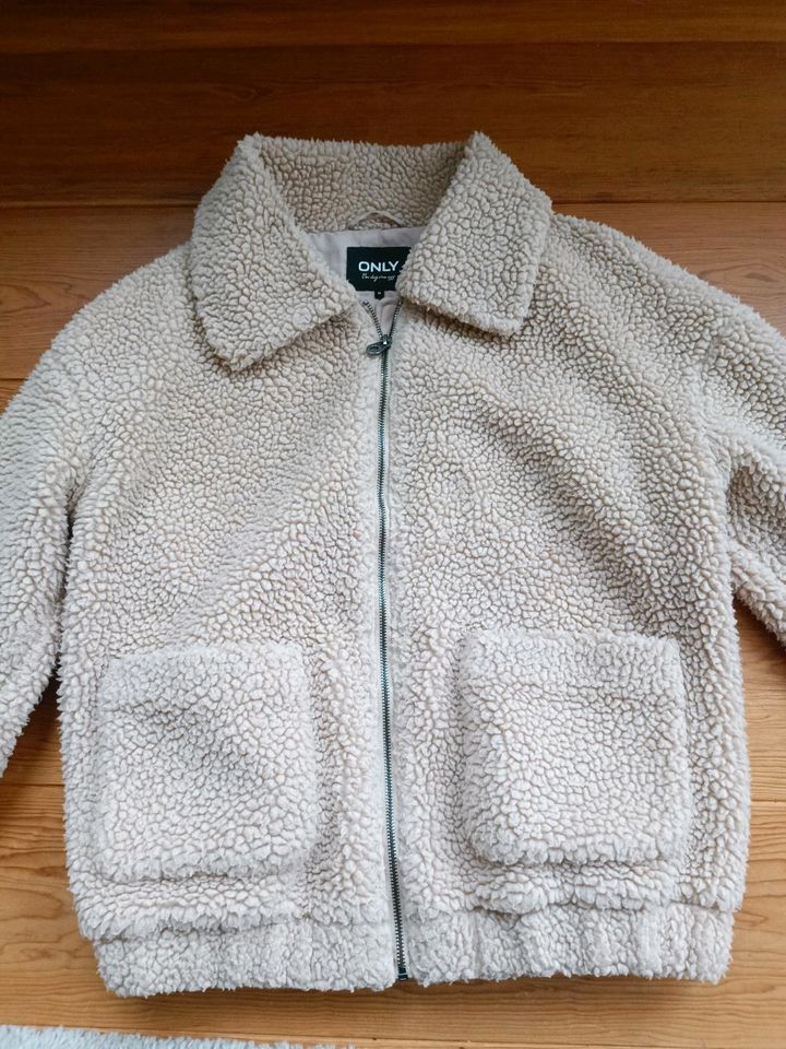 Only Felljacke Plüsch Sherpa Winter beige Gr.M in Ottersberg