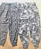 NEU**Sommer-Hosen**Gr.One Size/40/42**schwarz/weiß**Viscose Thüringen - Kaltennordheim Vorschau