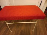 Sitzhocker vintage DDR in rot 60er 70er Jahre Top Zustand Leipzig - Connewitz Vorschau