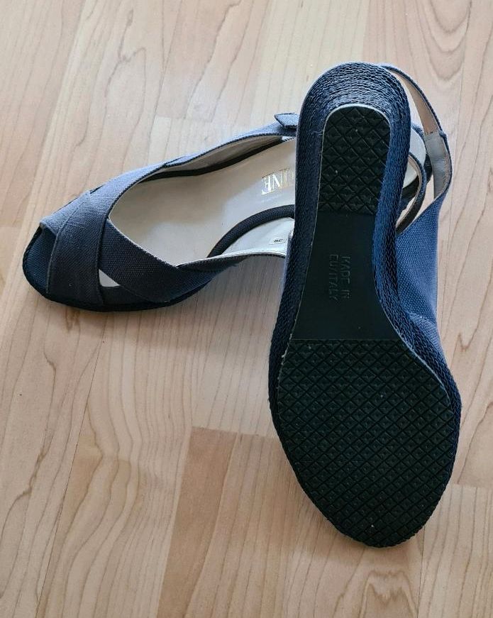 Schuhe/Sandalen/offene Schuhe Größe 38 in Sankt Augustin