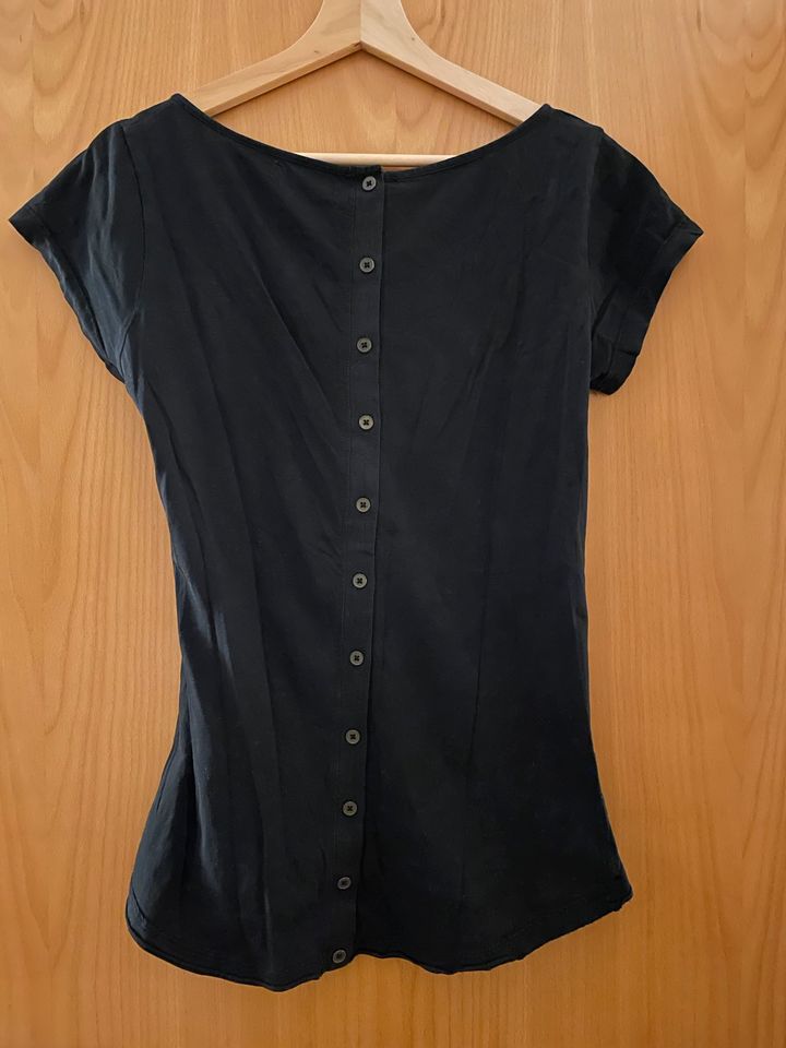 Tigha T-Shirt Shirt schwarz S 36 Damenshirt in Lappersdorf