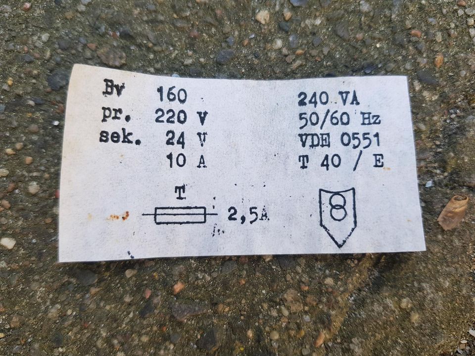 Transformator Trenntransformator Trafo Pri 220V 2,5A Sek. 24V 10A in Berlin