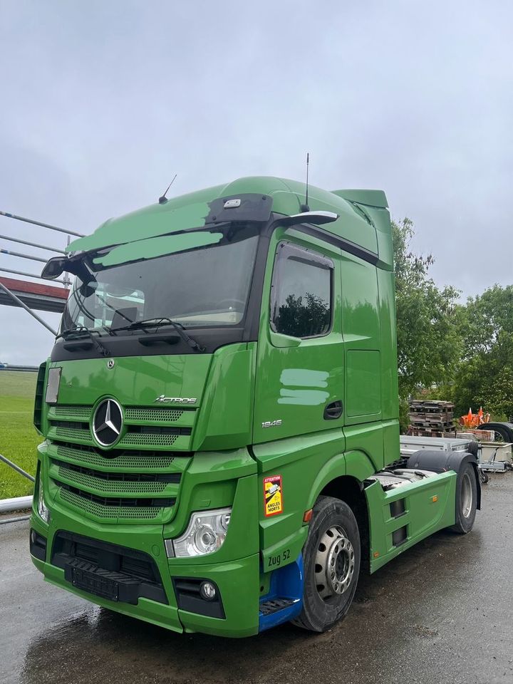 Mercedes-Benz 3x Actros 1846 in Tannheim