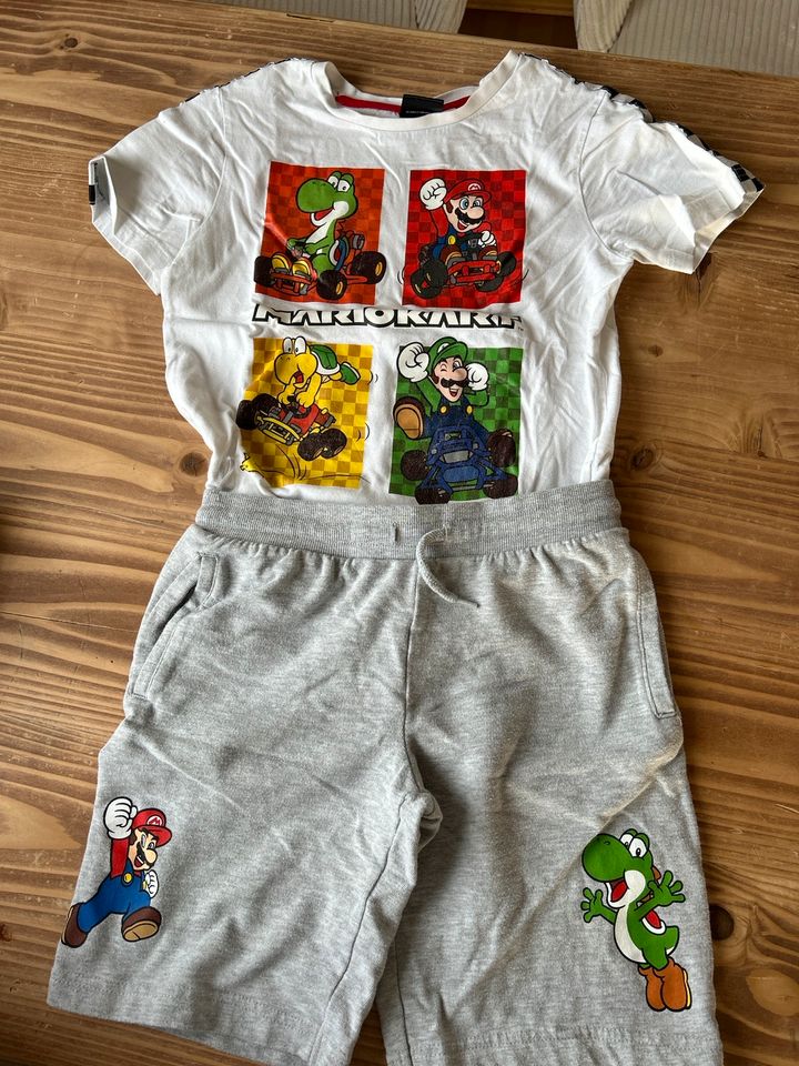 Mario Shorts und T Shirt set in Großaitingen