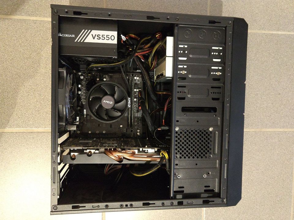 Gaming PC mit Ryzen 5 1500X, 8GB RAM, AMD HD7970 GHz Edition in Leun