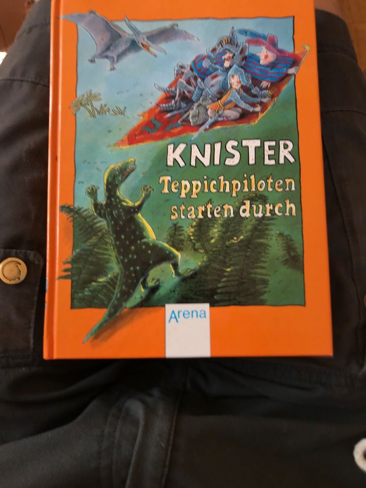 Knister Teppichpiloten starten durch Kinderbuch in Konstanz