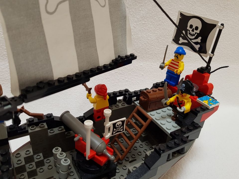 6268 LEGO® PIRATES: Renegade Runner (Piratenschiff) in Meckenheim
