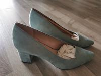 Schuhe Pumps getragen und ungetragen Sachsen - Radeburg Vorschau