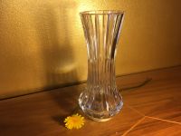 Vase 18 cm Kristall-Glas geschliffen Vintage Sachsen - Schkeuditz Vorschau