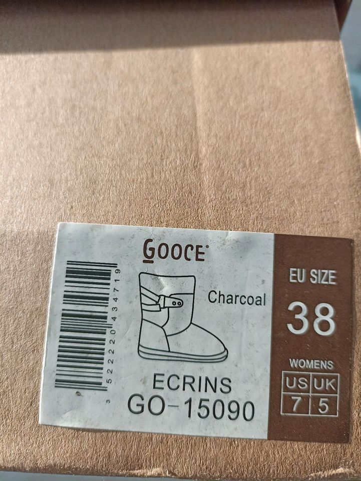 Gooce Boots Lammfellboots grau Größe 38 in Bad Wildungen