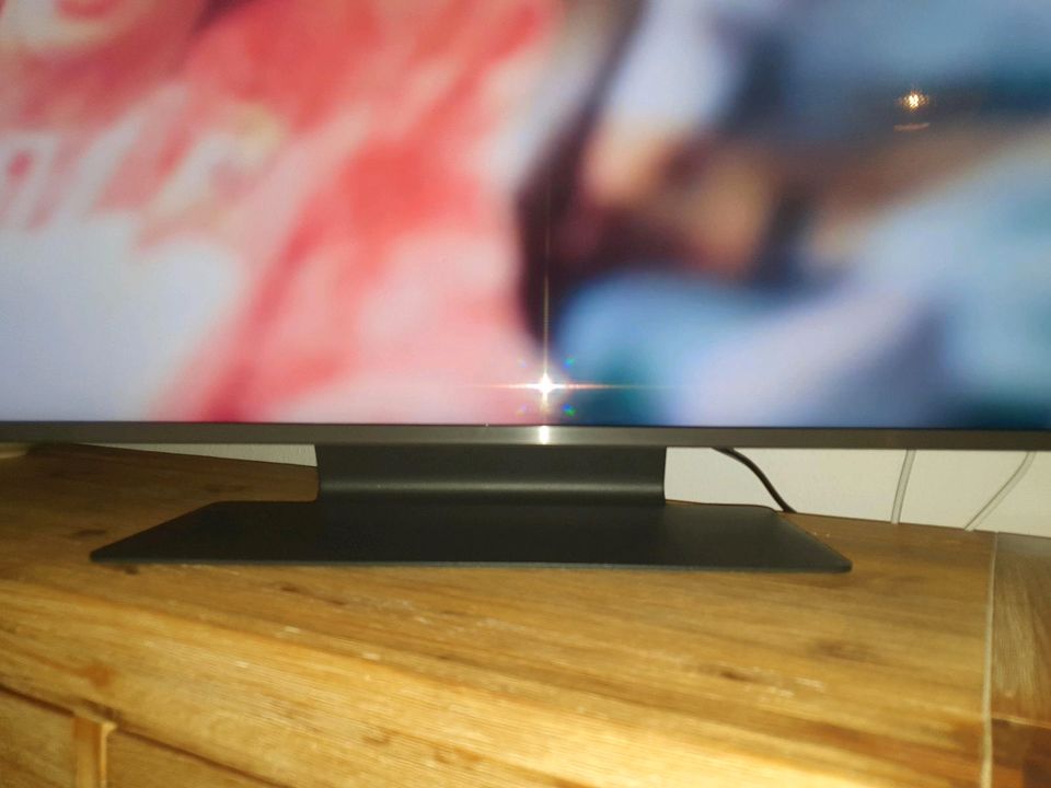 SAMSUNG TV Standfuß in Maintal