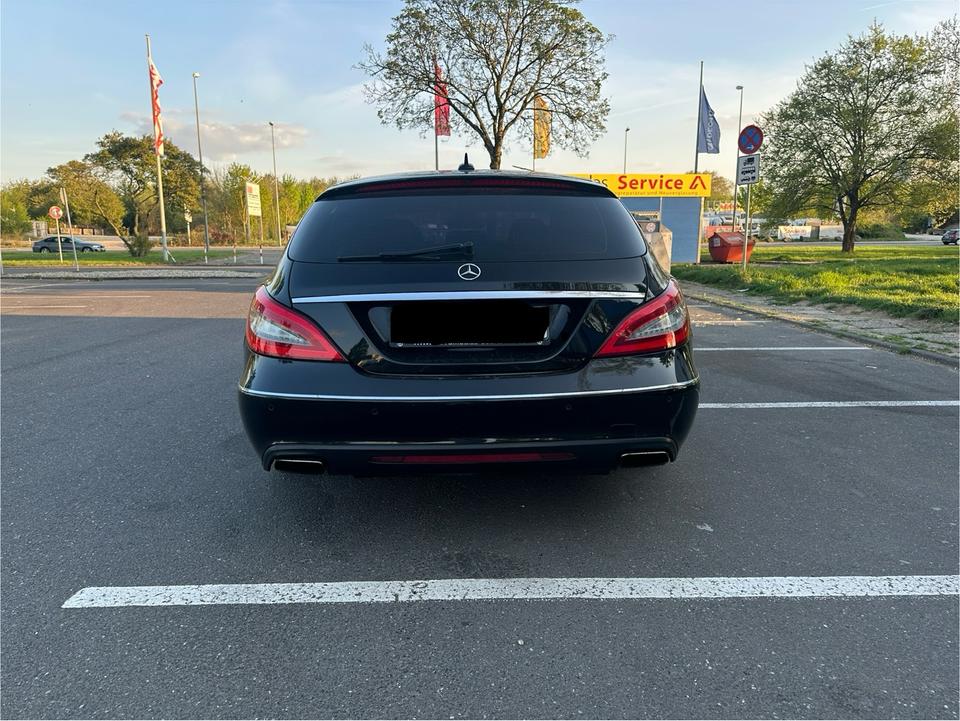 Mercedes Benz CLS 350 Shooting Brake TÜV NEU / Einwandfrei in Wiesbaden