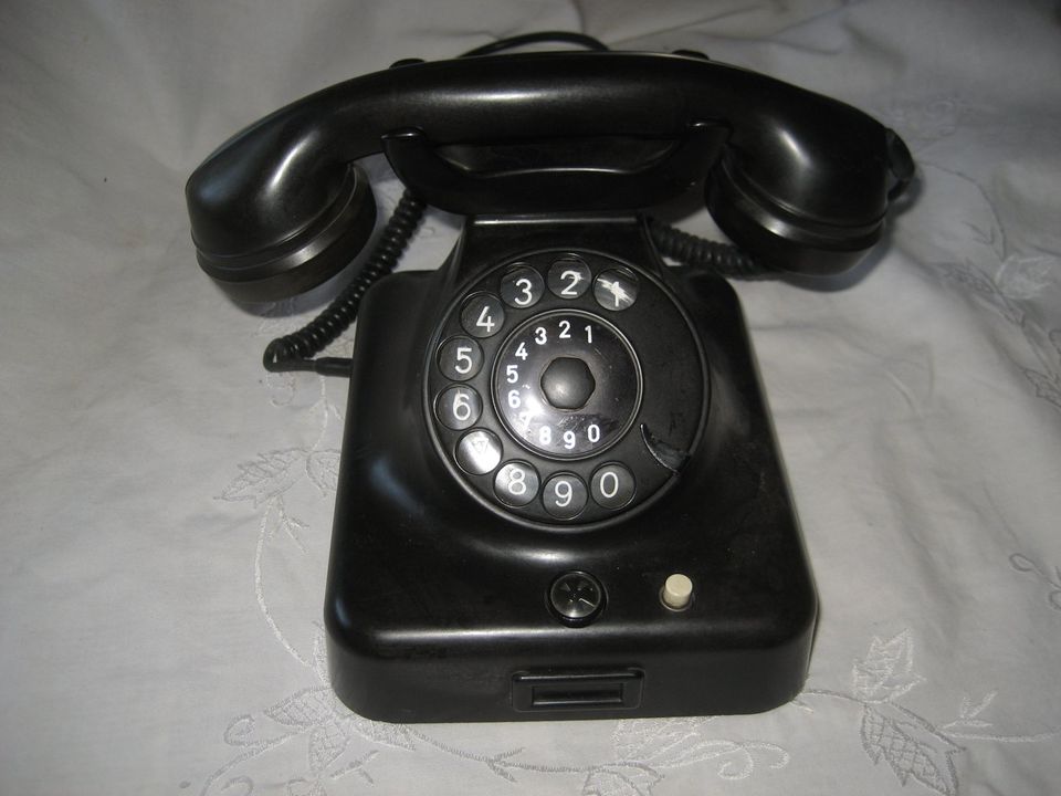 Bakelit Wählscheibentelefon Telefon W48 schwarz Antik Vintage in Birkenheide