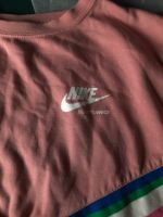 Nike Pulli / M/ Sportswear/ Topzustand Nordrhein-Westfalen - Lübbecke  Vorschau