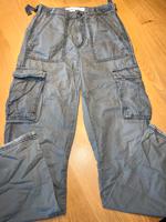 Bershka cargohose Mädchen Gr.32(164)) Olivgrün Vintage Sachsen - Beucha Vorschau