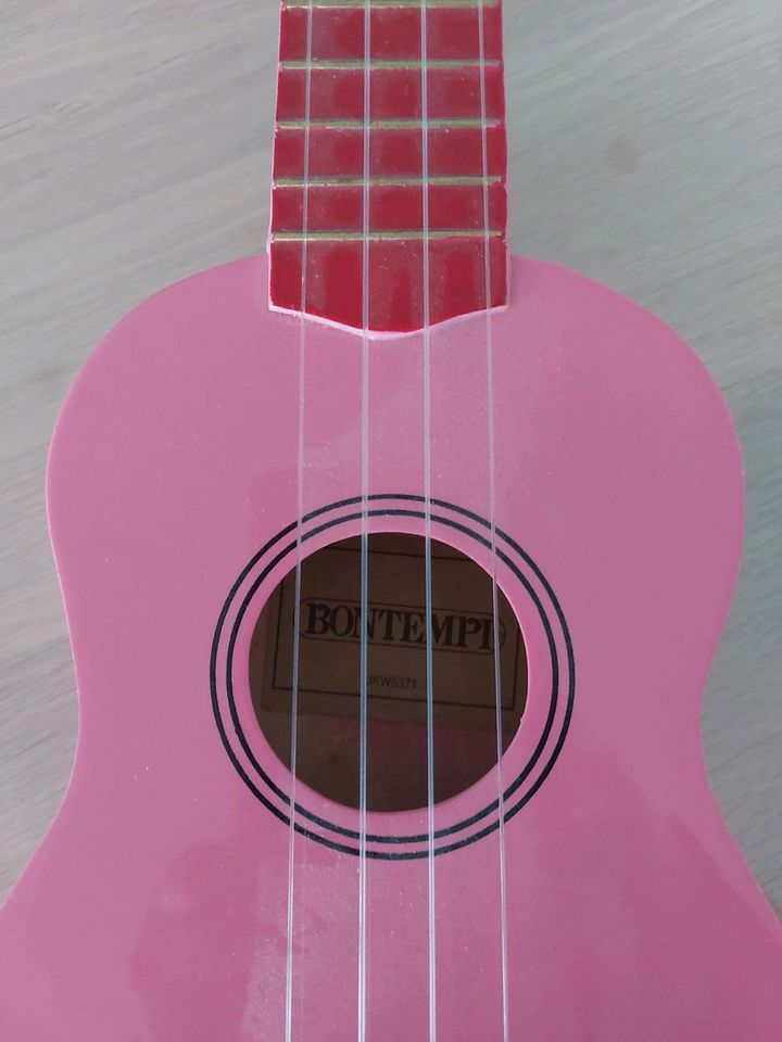 Gitarre in rosa für Kinder in Hückelhoven