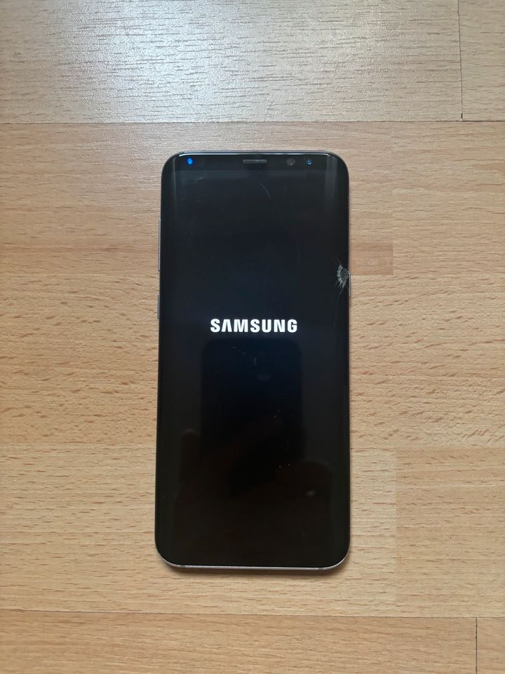 Samsung Galaxy s8+ Defekt!! in Stuttgart
