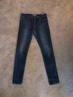 Levi’s 710 Super Skinny  Gr. 31/32 Nordrhein-Westfalen - Herford Vorschau