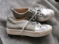Mjus Sneaker grau silber weiss 38 Nordrhein-Westfalen - Werne Vorschau