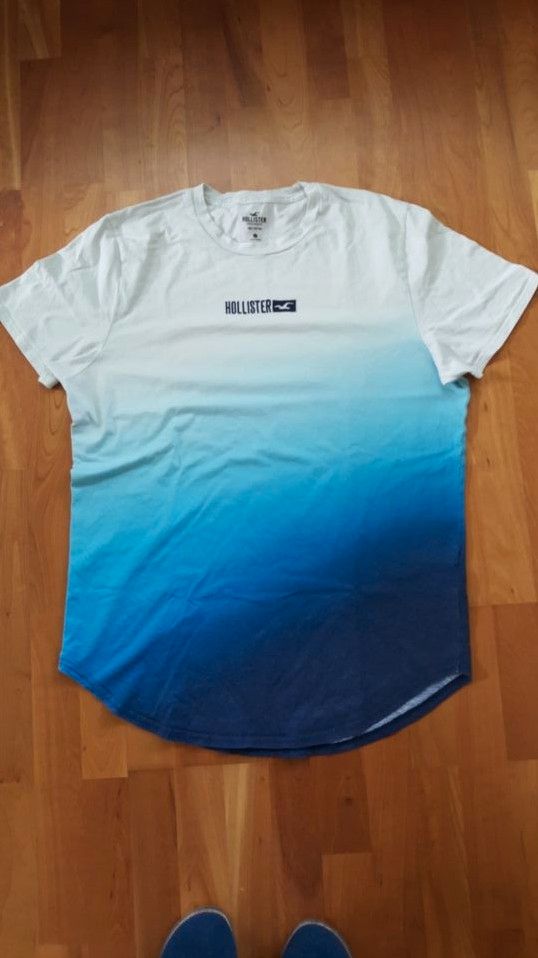 Hollister T-Shirt Ombre Farbverlauf blau-weiß Gr. XL in Dreieich