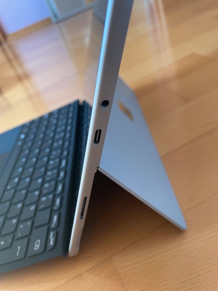 Microsoft Surface Go 2 in Marktl