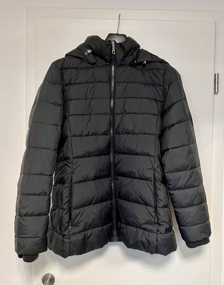 Tommy Hilfiger Damenjacke Winterjacke XXL schwarz in Bünde