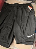 Nike Shorts Neu! Nordrhein-Westfalen - Euskirchen Vorschau