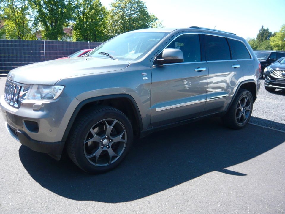 Jeep Grand Cherokee Overland in Kassel