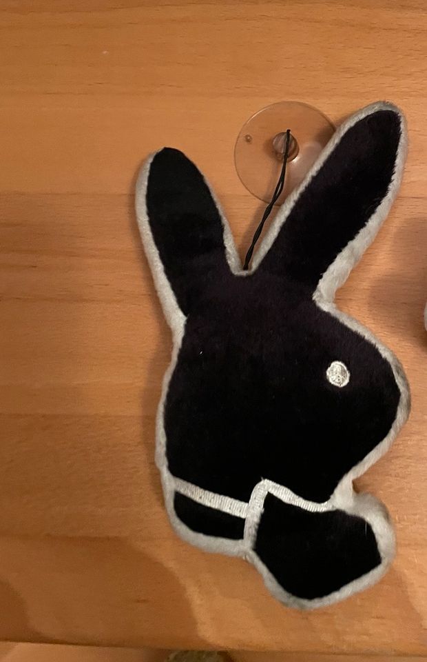 Playboy bunny mit saugnapf stofftier in Bayern - Traunstein | Kuscheltiere  günstig kaufen, gebraucht oder neu | eBay Kleinanzeigen ist jetzt  Kleinanzeigen