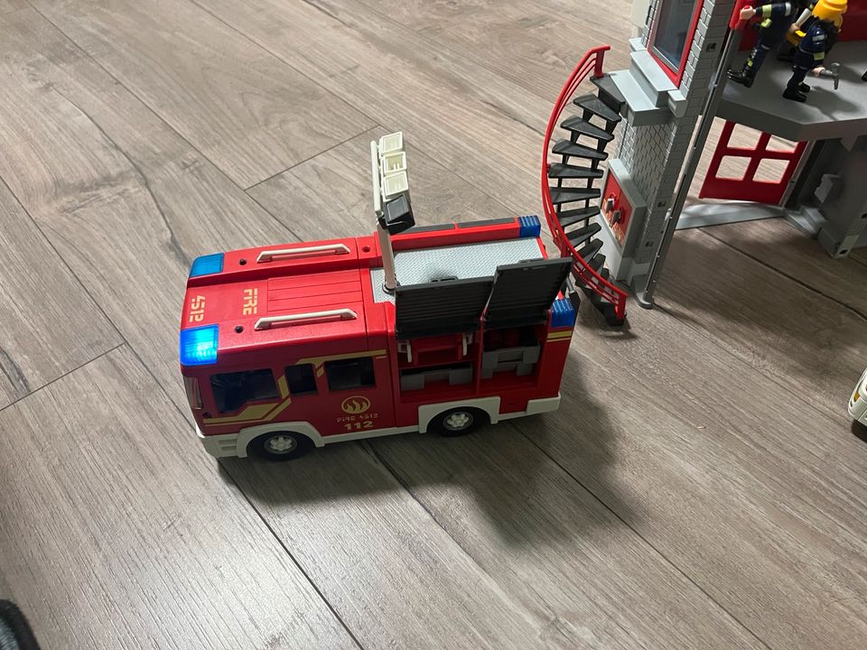 Playmobil Feuerwehr in Neuss