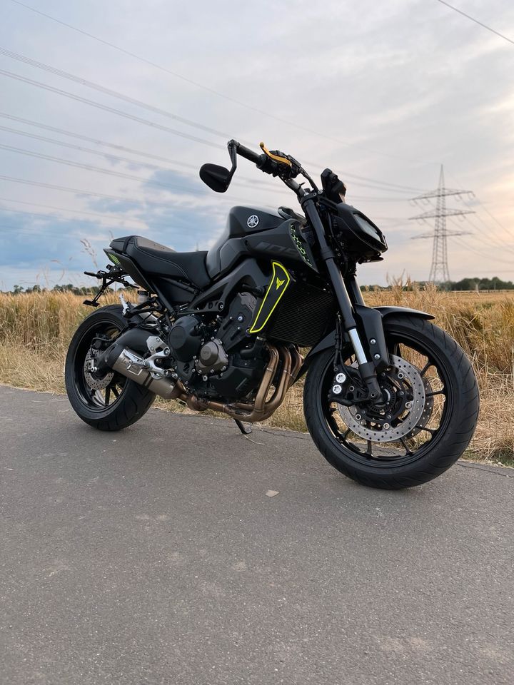 Yamaha MT09 rn43 in Erftstadt