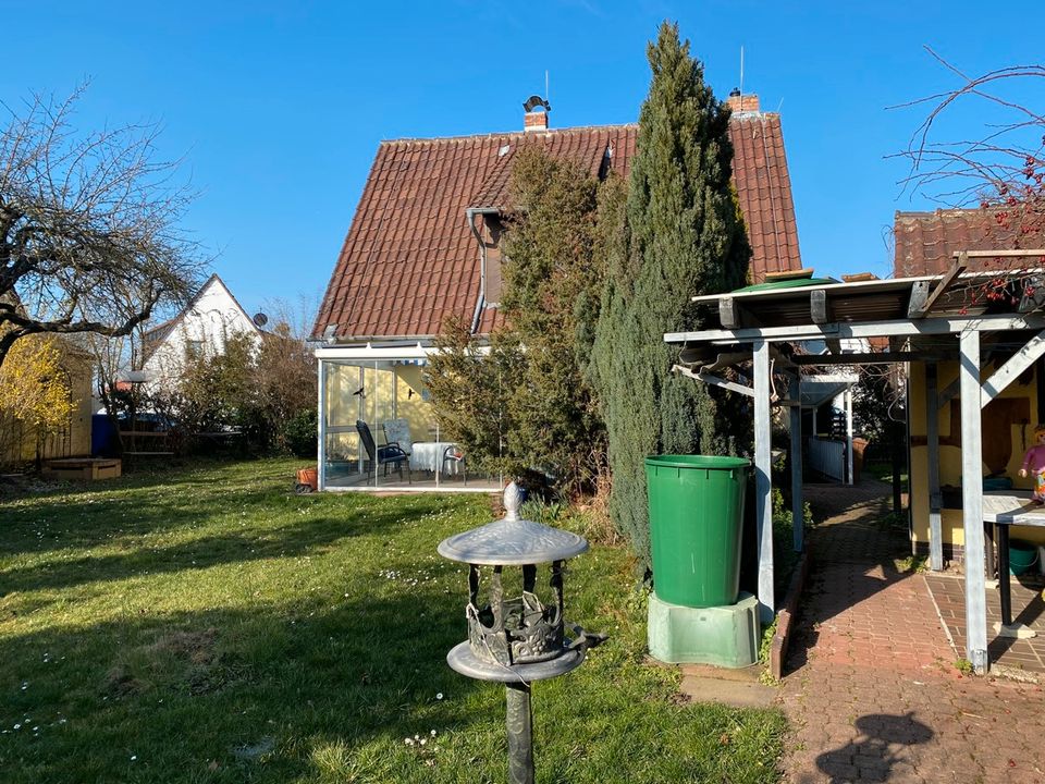 Sonnige Oase in Worms-Horchheim: Einfamilienhaus mit großem Areal (360° Tour) in Worms