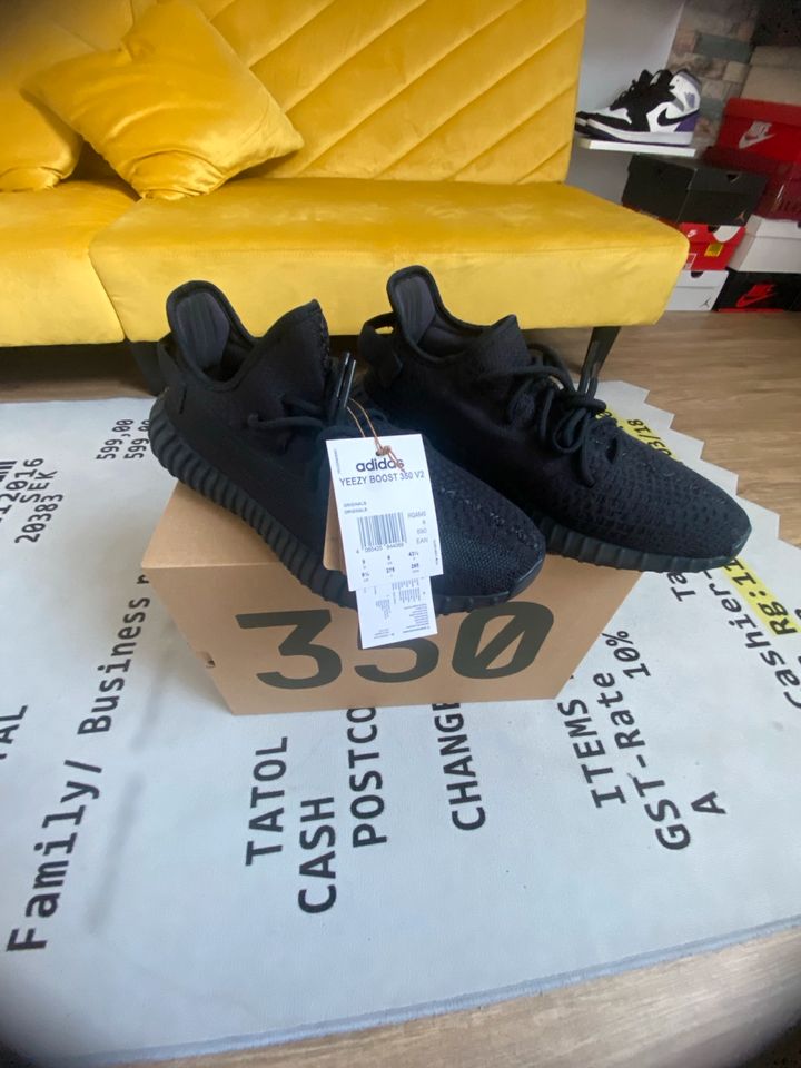 Yeezy Boost 350 V2 Onyx in Villingen-Schwenningen