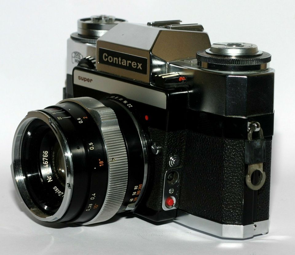 Zeiss Ikon Contarex Super mit Planar 1:2,0 / 50 mm in Stuttgart