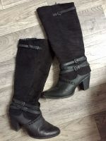 Stiefel schwarz Gr. 38, Absatz, mega, Wildleder Imitat Nordrhein-Westfalen - Lippstadt Vorschau