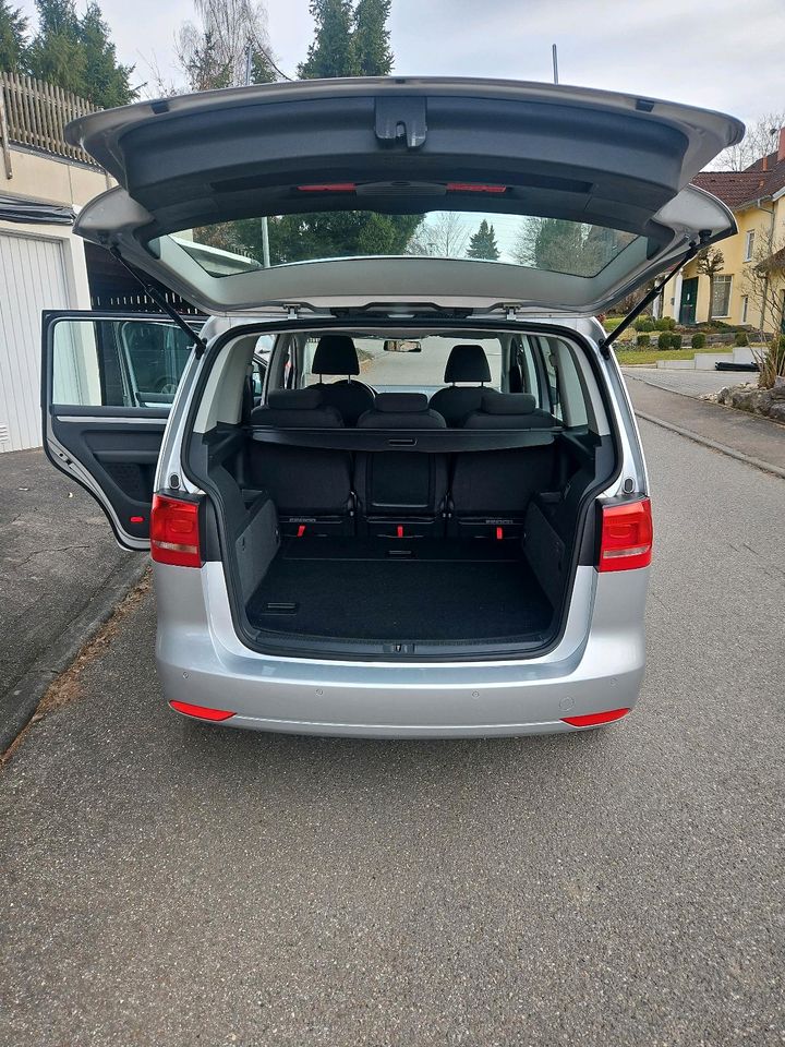 VW Touran 5-Sitzer 1.6 TDI in Sigmaringen