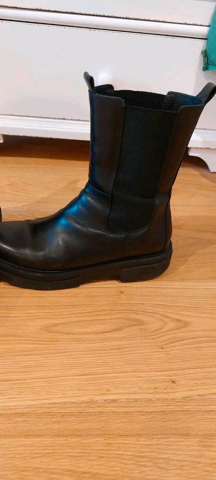 Zign Leder Boots Stiefeletten Übergang Gr. 40 in Bad Bocklet