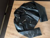 Super hübsche Jacke  schwarz gr. 36 Thüringen - Mohlsdorf Vorschau