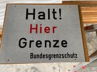 ++ Schild Bundesgrenzschutz DDR Grenze reflektierend - Rarität ++ Bayern - Kronach Vorschau