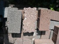 Verschenke  Pflastersteine und Betonplatten Niedersachsen - Schellerten Vorschau