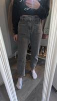 ZARA Mom Jeans Gr. 34 Nordrhein-Westfalen - Balve Vorschau