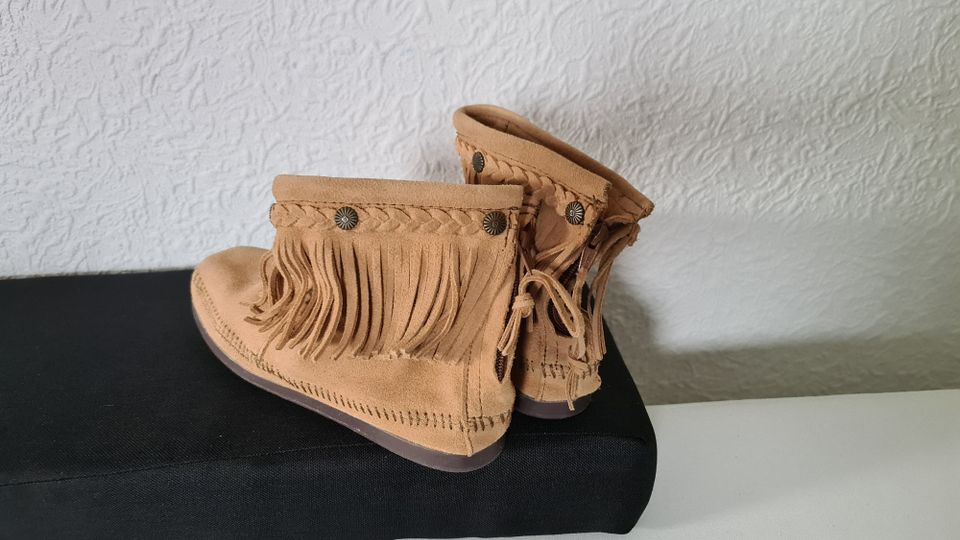 stiefeletten gr.41 beige Minnetonka hippie ethno versand möglich in Beverstedt