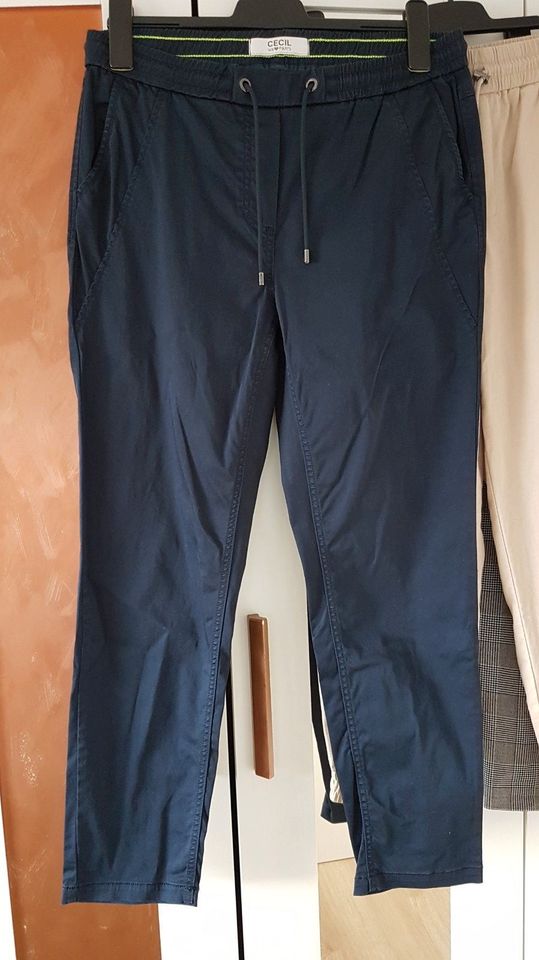 Hosen * Schlupfhosen * Jogger * Cecil * Only * 40/42 * Herbst in Neumünster