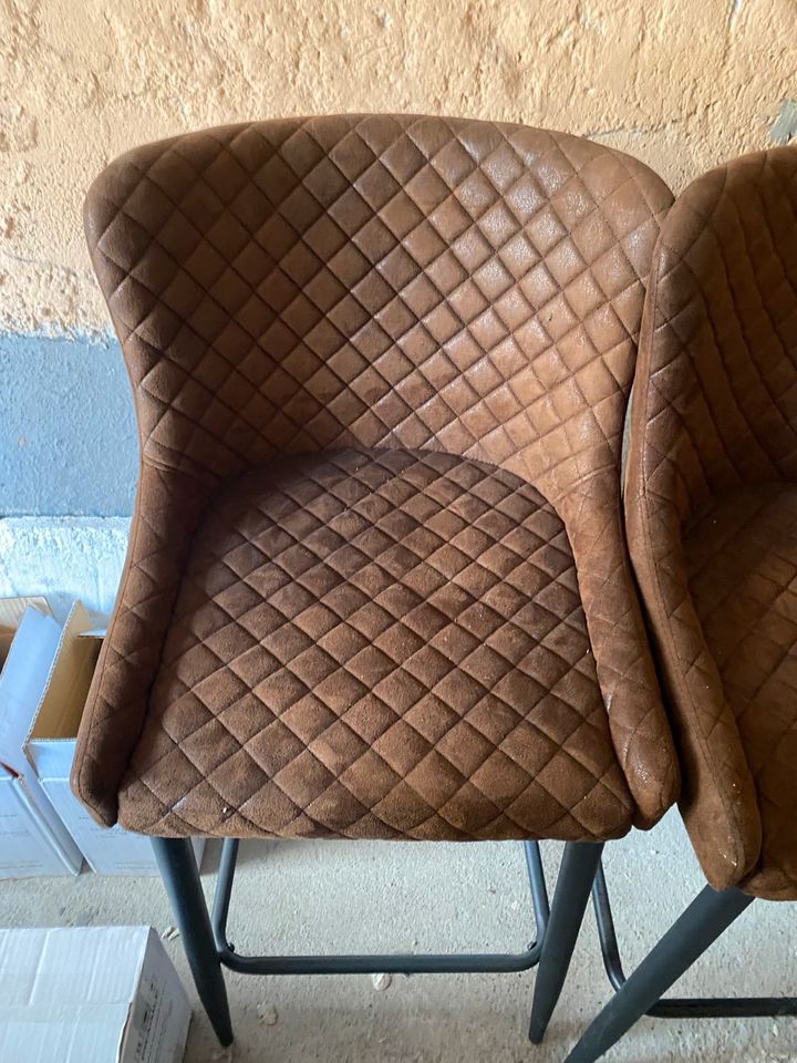 4 x Hocker Stühle Leder neuwertig in Keltern