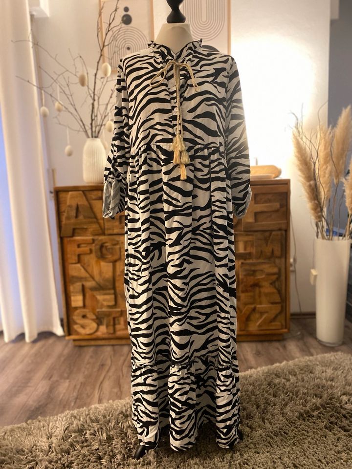 New Collection Maxikleid L in Lindlar